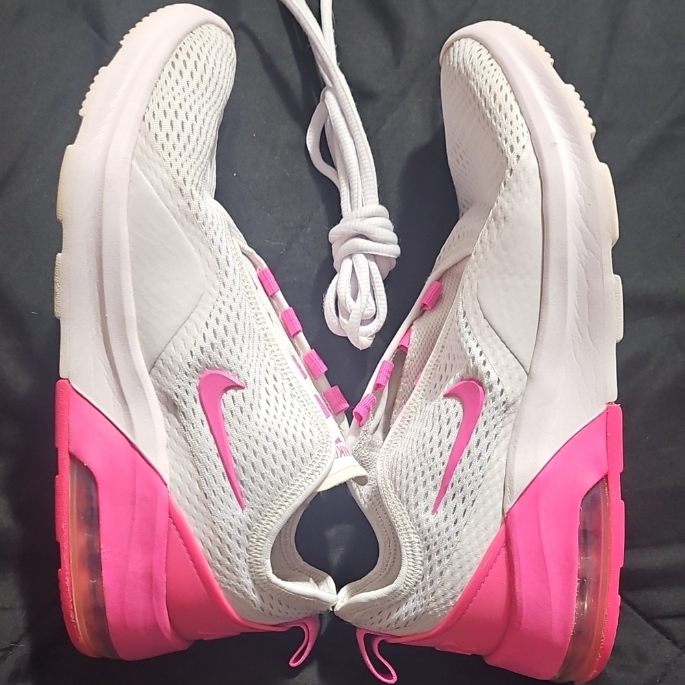 Nike White and Pink Athletic Slip-Ons - Picture 4 of 7